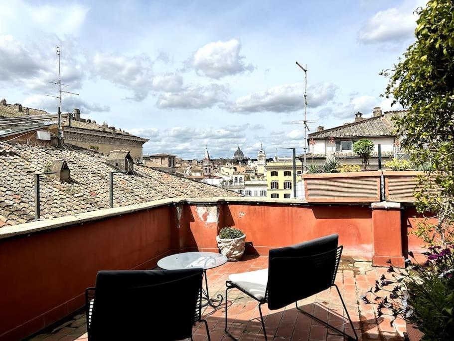 Giglio Penthouse And Terrace Apartment Rome Bagian luar foto